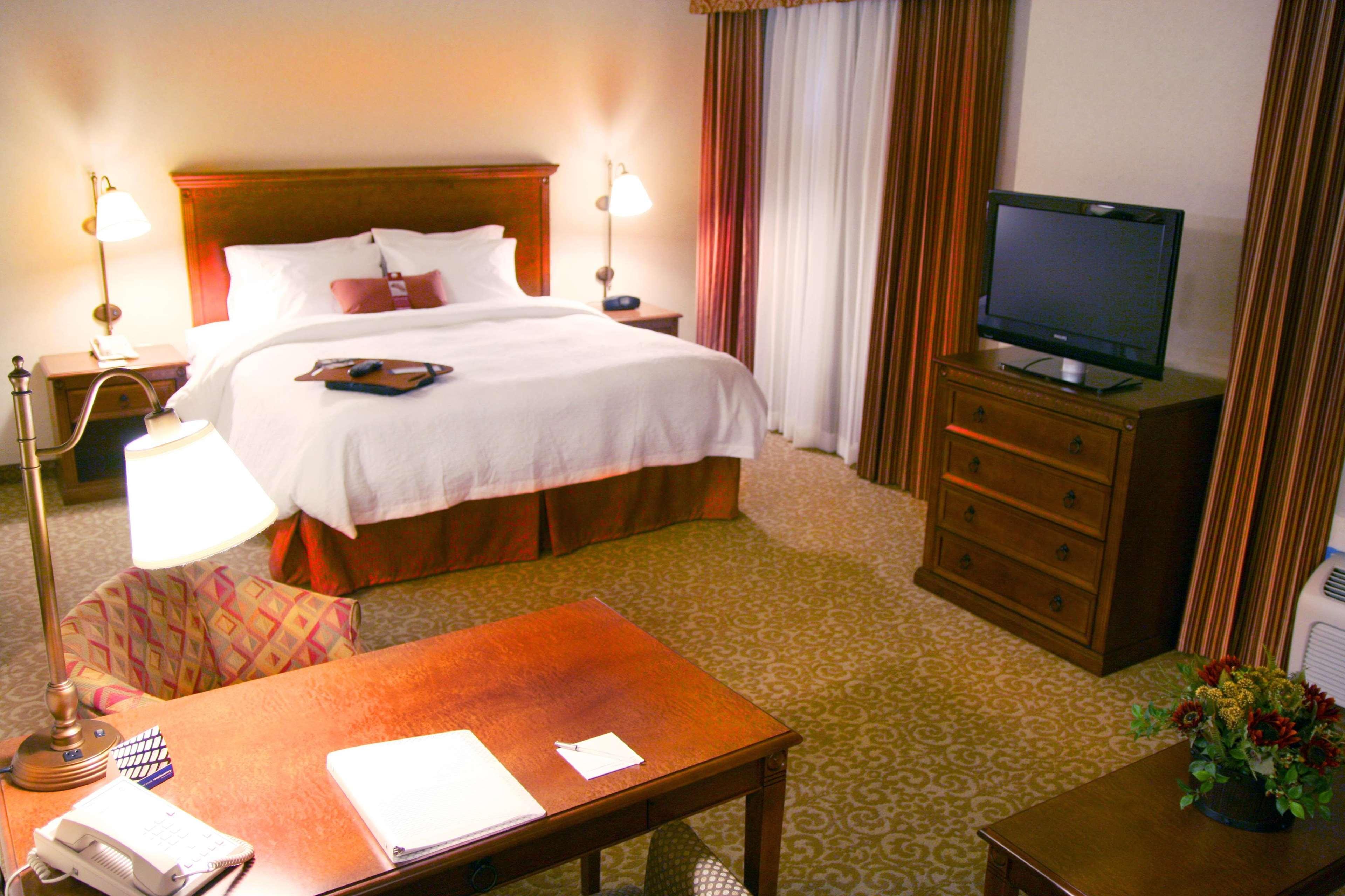 Hampton Inn & Suites Lodi Rum bild