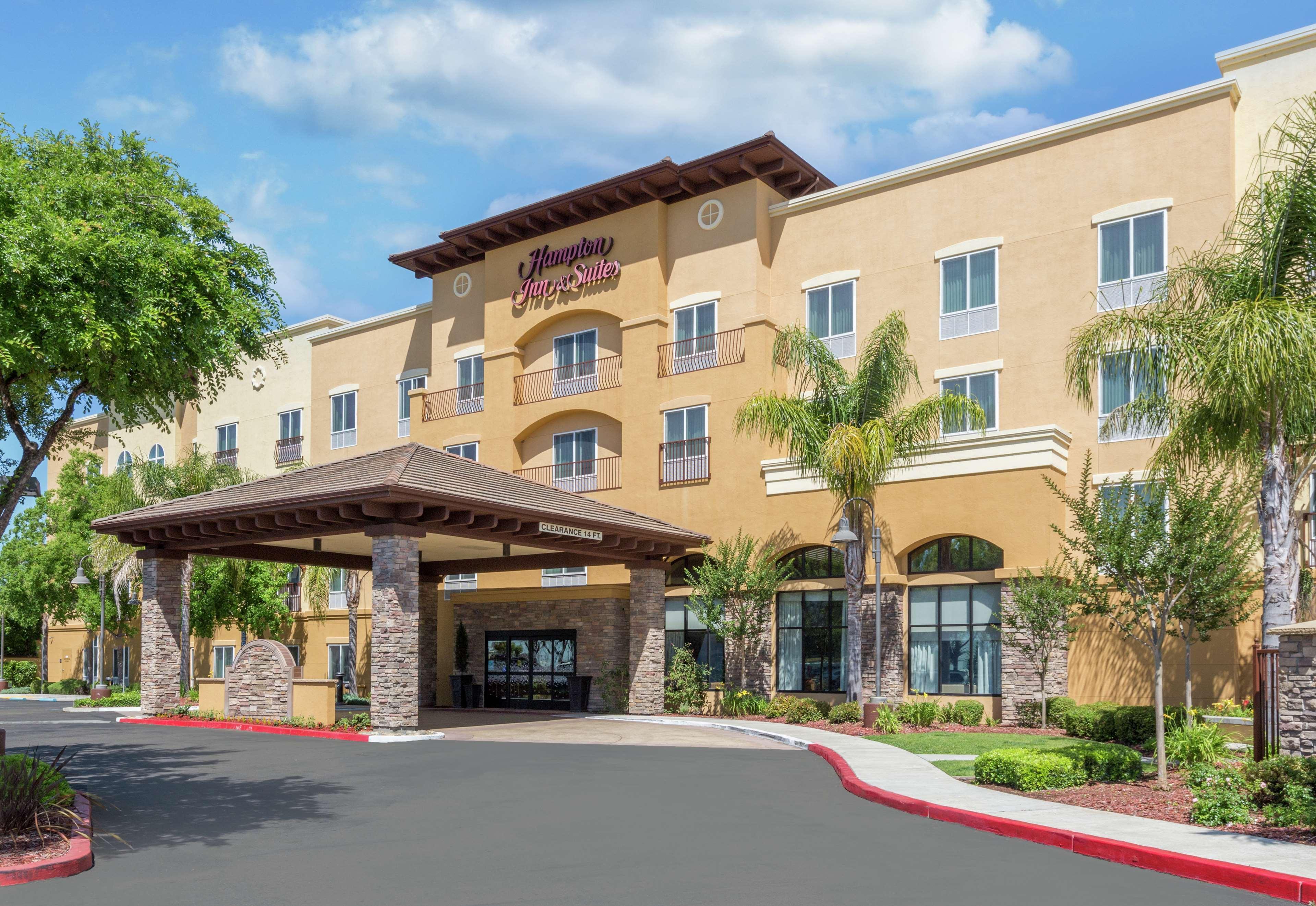 Hampton Inn & Suites Lodi Exteriör bild