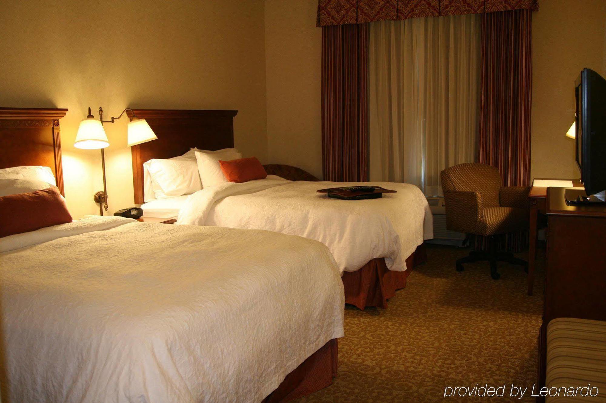 Hampton Inn & Suites Lodi Rum bild