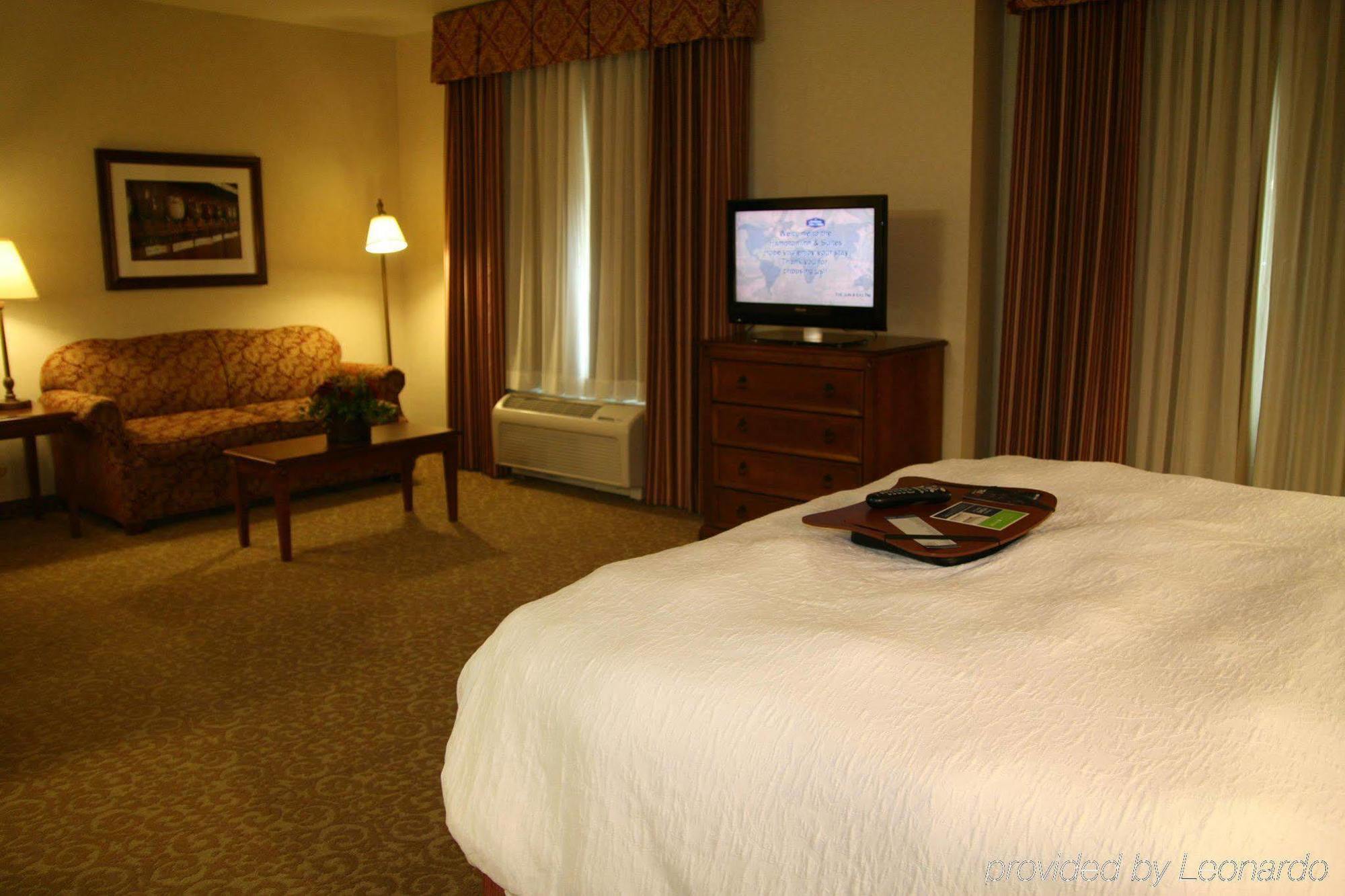 Hampton Inn & Suites Lodi Rum bild