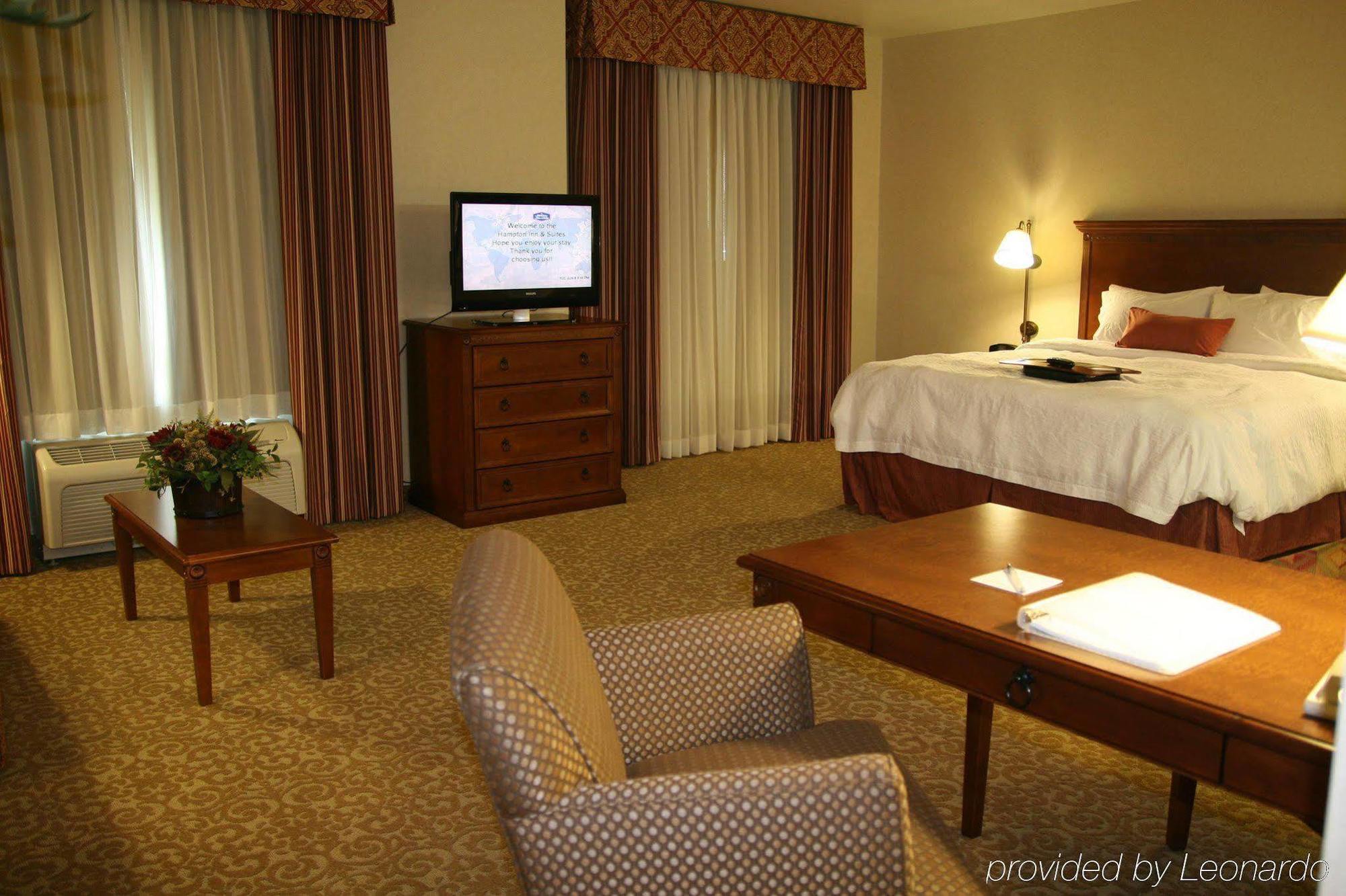 Hampton Inn & Suites Lodi Rum bild